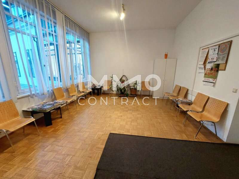 Warteraum - Praxis Baden - Bild 1