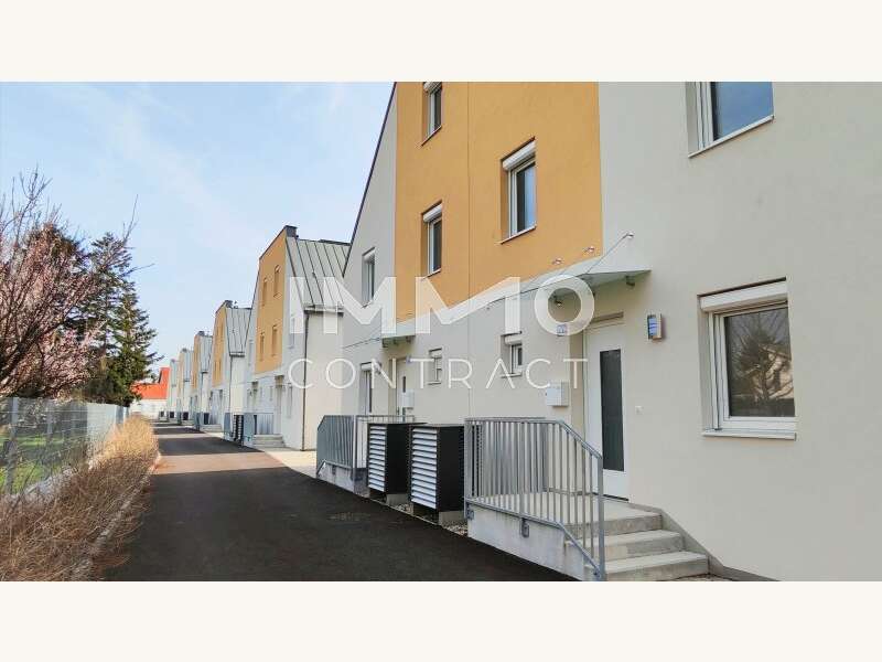 Zufahrtsstraße - Doppelhaushälfte Ebenfurth - Bild 1