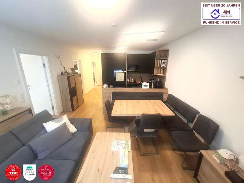 Wohnzimmer mit Küche - Eigentumswohnung Deutsch-Wagram - Bild 1