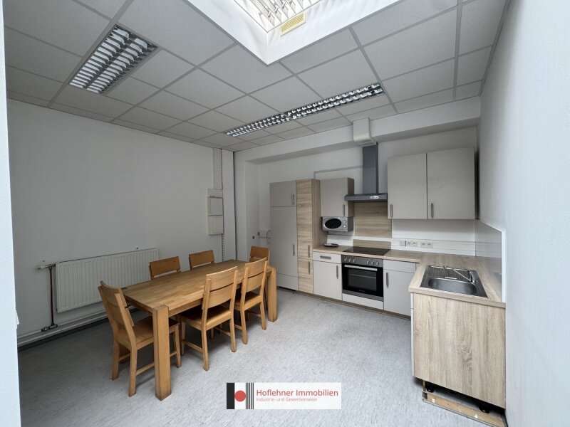 02 Lager-Büroteil - Bespiel - Halle Wien - Bild 1