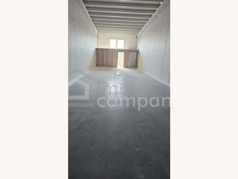 Halle KI bearbeitet - Halle Ebreichsdorf - Bild 1