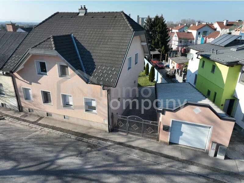 Frontansicht - Haus Mannersdorf am Leithagebirge - Bild 1