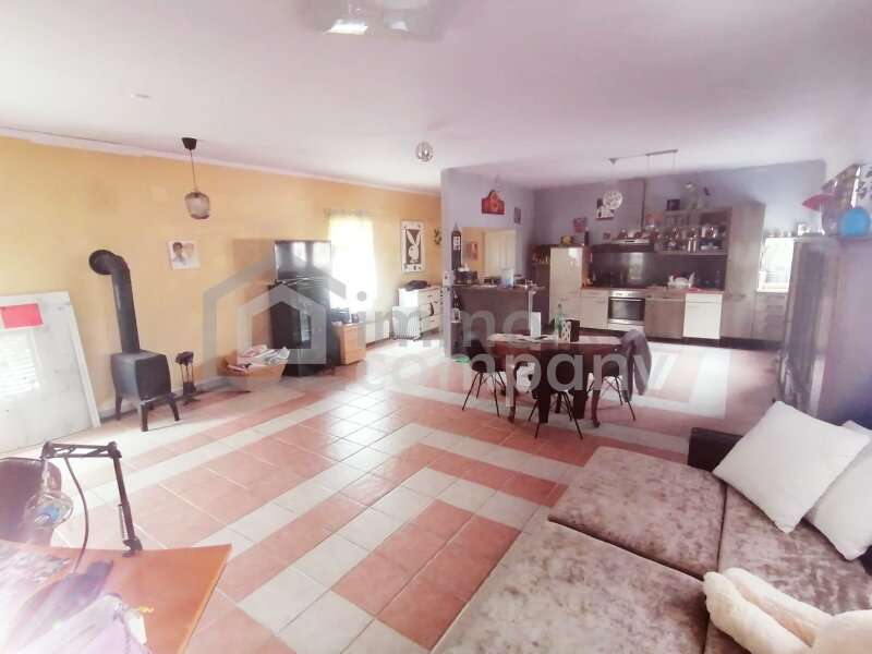 Mehrfamilienhaus Hainburg an der Donau - Bild 1
