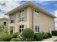 2410 Hainburg an der Donau - Villa