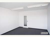 2320 Schwechat - Mehrfamilienhaus