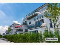 8230 Greinbach - Mehrfamilienhaus