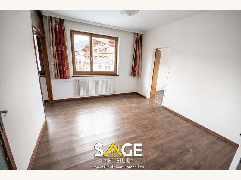 Wohnzimmer - Eigentumswohnung Zell am See - Bild 1