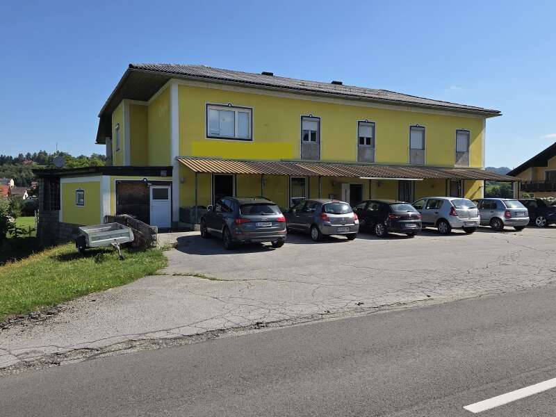 Mehrfamilienhaus Schloßberg - Bild 1