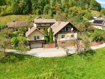9133 Weinberg - Haus